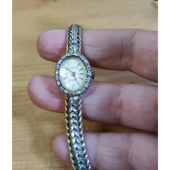 Vintage Austin Silver & Gold Tone Watch Ladies Untested Needs Battery - Picture 4 of 8